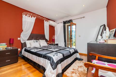 Moradia individual t3 valdosende - gerês