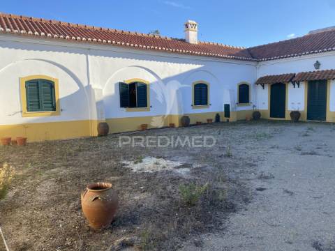 Casa de campo t6 em santiago do cacém