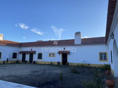 Casa de campo t6 em santiago do cacém