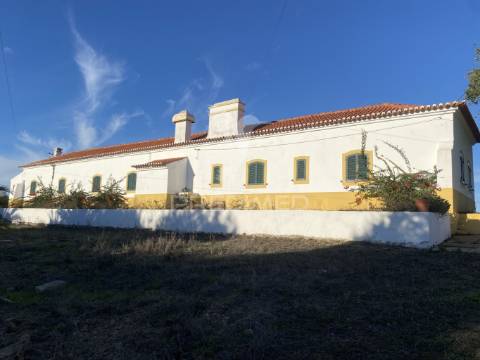 Casa de campo t6 em santiago do cacém