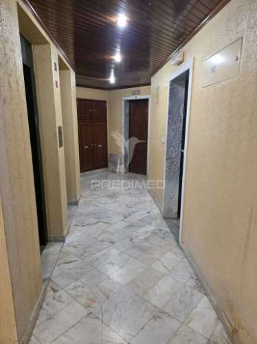 Apartamento t2 com elevador - 4 andar
