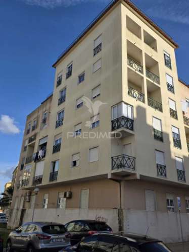 Apartamento t2 com elevador - 4 andar