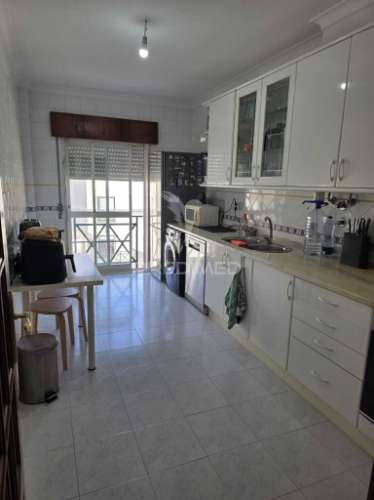 Apartamento t2 com elevador - 4 andar