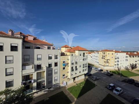 Apartamento t2 com elevador - 4 andar