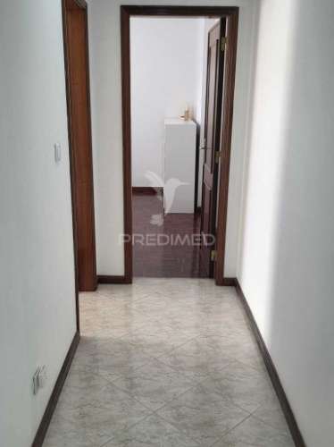 Apartamento t2 com elevador - 4 andar