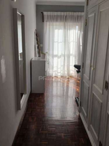 Apartamento t2 com elevador - 4 andar