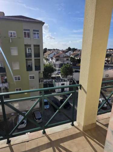 Apartamento t2 com elevador - 4 andar
