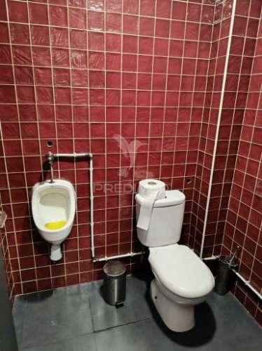 Trespasse de café- restaurante o barretu’s no centro da cidade