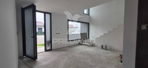 Moradia t4 - ferreiros