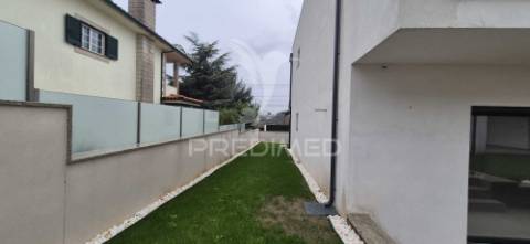 Moradia t4 - ferreiros