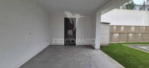 Moradia t4 - ferreiros