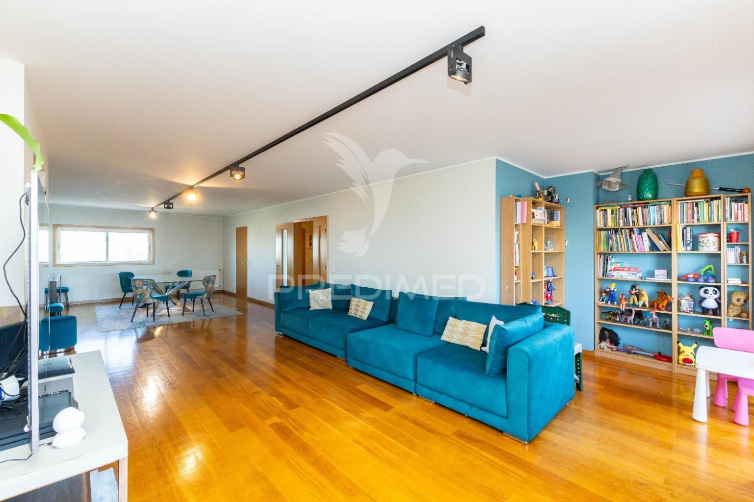 Apartamento t4 penthouse com leça palmeira