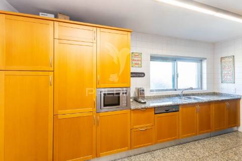 Apartamento t4 penthouse com leça palmeira