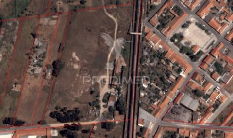 Terreno misto - urbano (habitação e industrial) e rústico