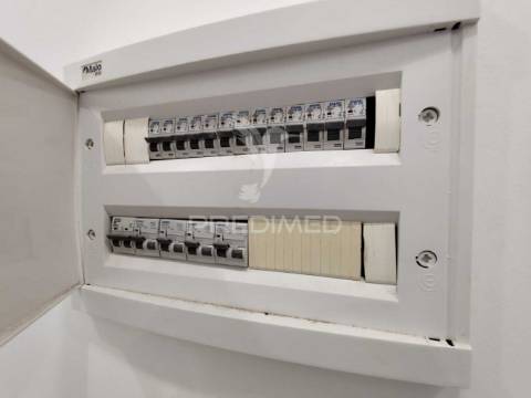 Apartamento t2 remodelado lavradio