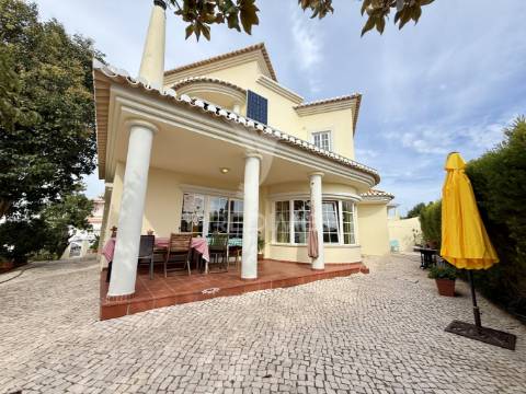 Charmosa moradia  em portimão