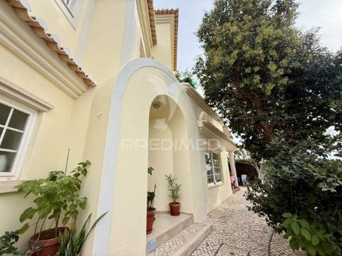 Charmosa moradia  em portimão