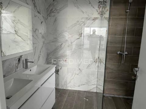 Moradia geminada t3 com vista panoramica para o funchal.