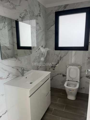 Moradia geminada t3 com vista panoramica para o funchal.