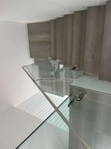 Moradia geminada t3 com vista panoramica para o funchal.