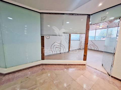 Loja para comércio ou serviços - arrendamento