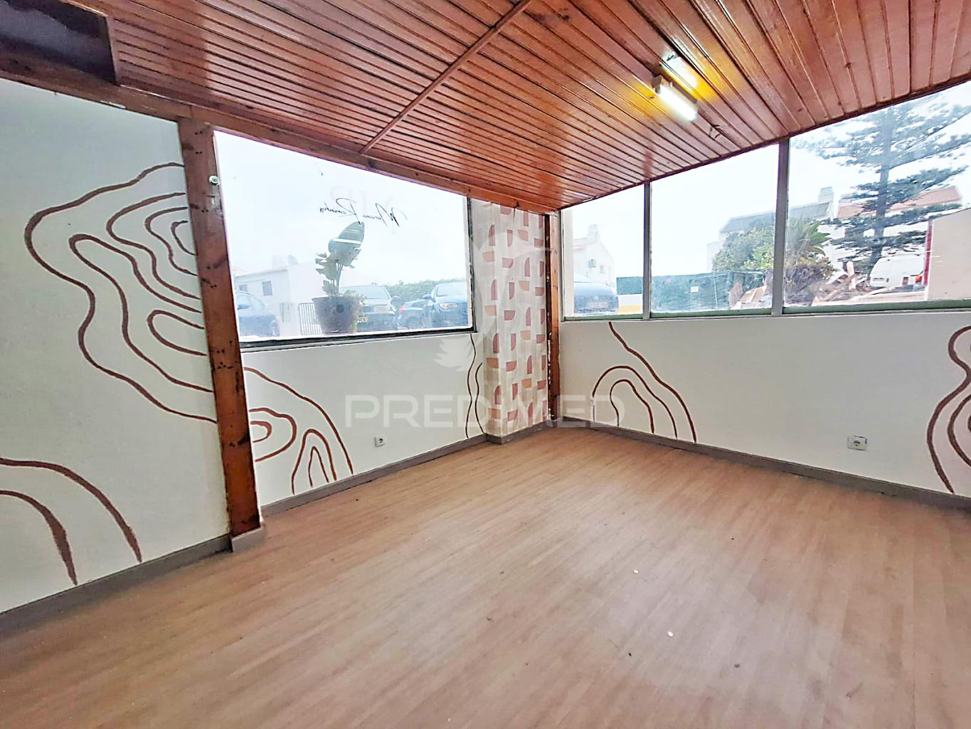 Loja para comércio ou serviços - arrendamento