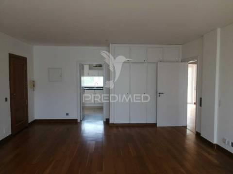 Apartamento t2 - parque das nações - arrendamento