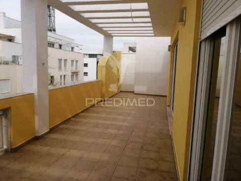 Apartamento t2 - parque das nações - arrendamento