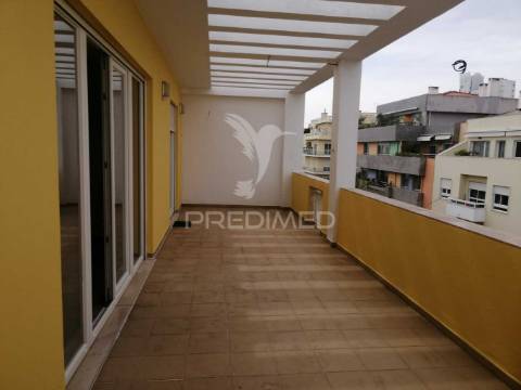 Apartamento t2 - parque das nações - arrendamento