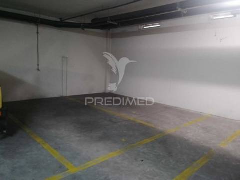 Apartamento t2 - parque das nações - arrendamento