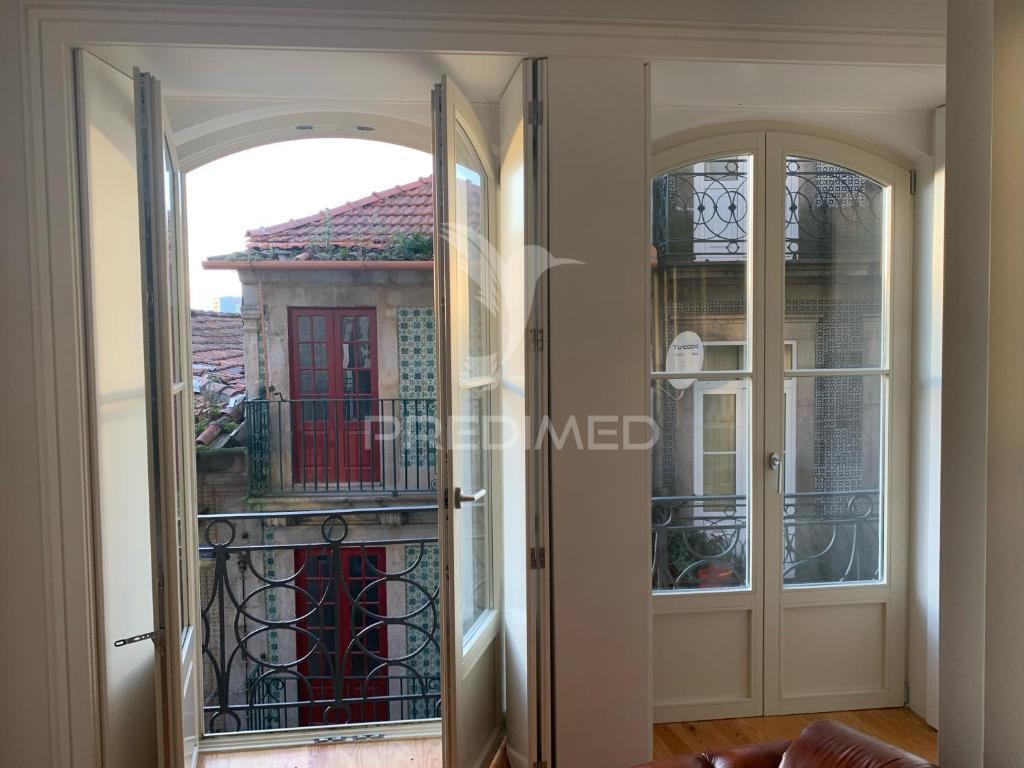 Apartamento t0 no coração do centro histórico do porto – rua cativo