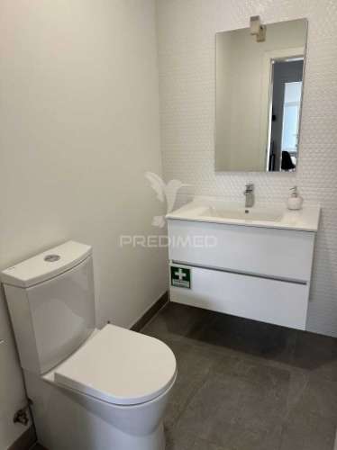 Apartamento t3 semi-novo , perto da rotunda do marquês no peso da régua