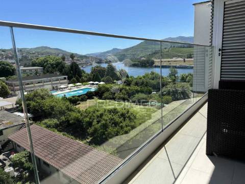 Apartamento t3 semi-novo , perto da rotunda do marquês no peso da régua