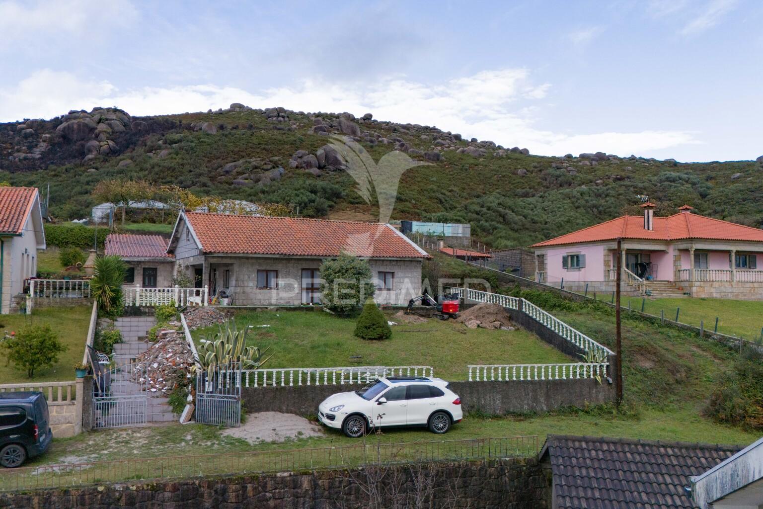 Moradia t3 em aboim da nóbrega, vila verde