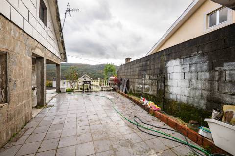 Moradia t3 em aboim da nóbrega, vila verde