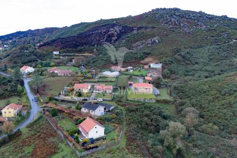 Moradia t3 em aboim da nóbrega, vila verde