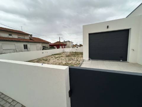 Moradia t3 em construção na gafanha da encarnação