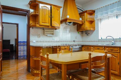 Moradia v3, montalvo - constância.