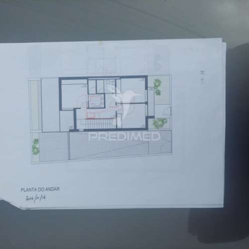 Moradia de tipologia t3 em canelas , vila nova de gaia