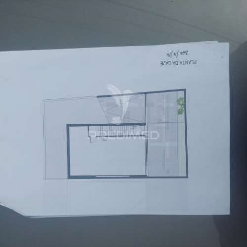 Moradia de tipologia t3 em canelas , vila nova de gaia