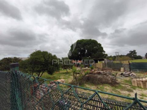 Terreno para construção de moradia