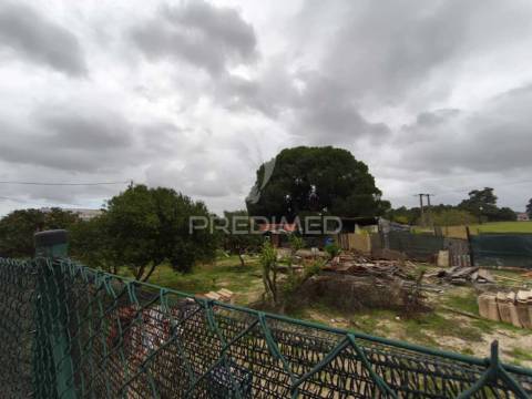 Terreno para construção de moradia