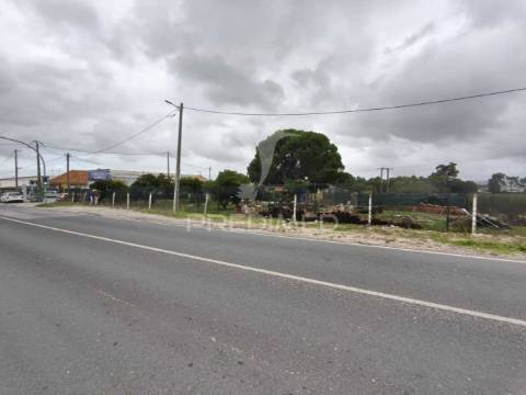 Terreno para construção de moradia