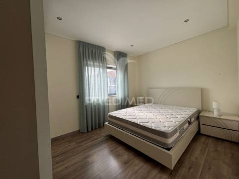 Moradia t2 + 2 situada em trás do outeiro