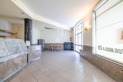 Café em aguas santas - junto as piscinas e policia