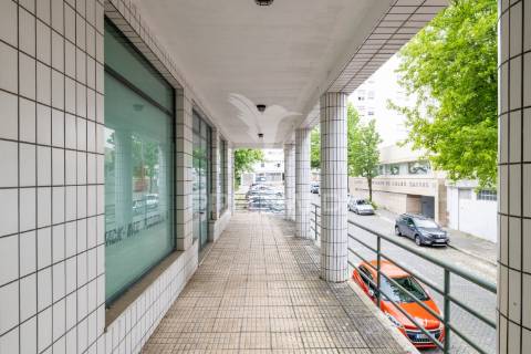 Café em aguas santas - junto as piscinas e policia