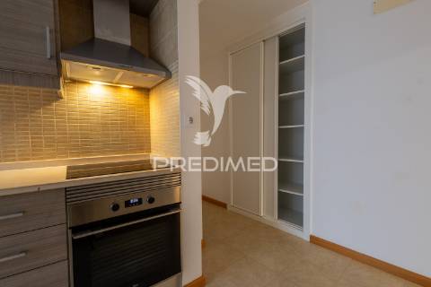 Apartamento t4 centro histórico de évora com lugar de garagem!