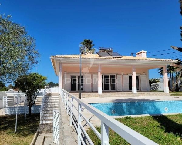 Moradia t3+2 sesimbra