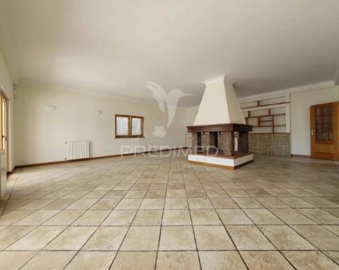 Moradia t3+2 sesimbra