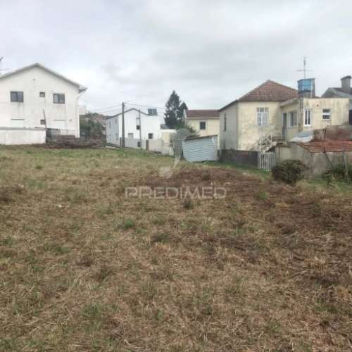 Terreno para construção em fiães – 720 m²